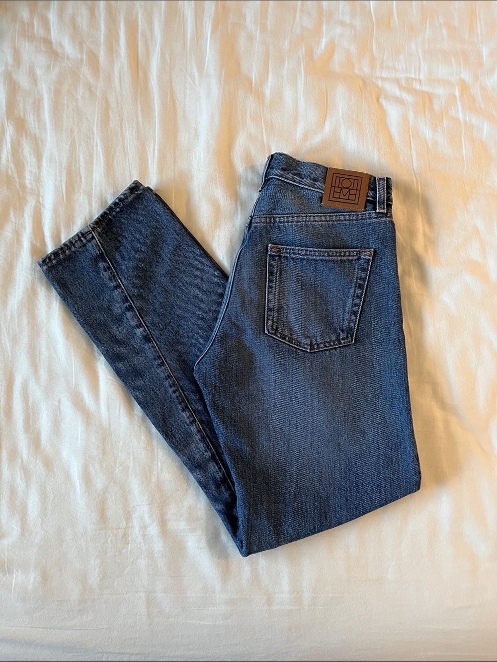 Toteme Original Twisted Seam Straight Leg Jeans in Medium Blue